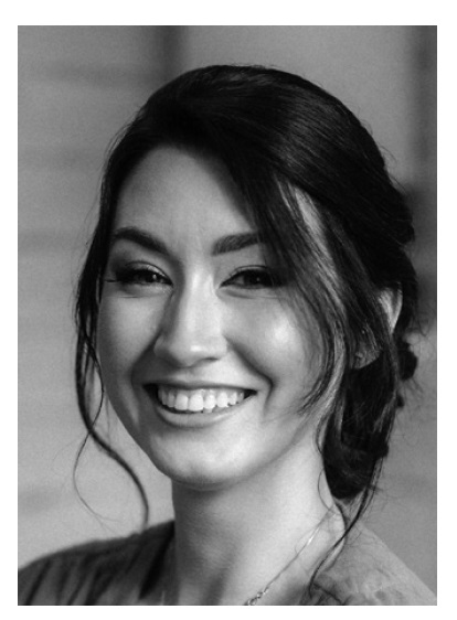 DR. EVA ŘEZÁČOVÁ MDDr