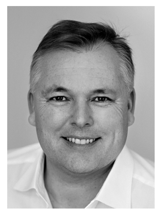 DR. DIRK WIECHMANN BDS, MS, PhD